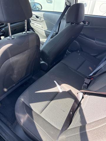 Used 2022 Hyundai Kona SEL w/ Cargo Package FWD image 6
