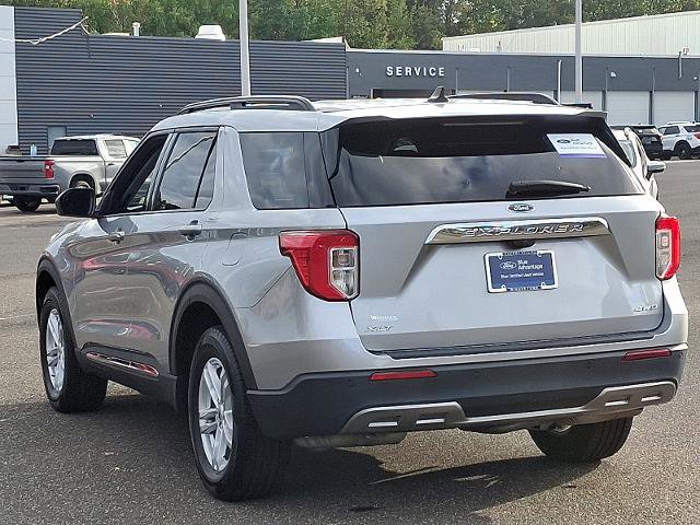 Certified 2022 Ford Explorer XLT w/ Equipment Group 202A image 2