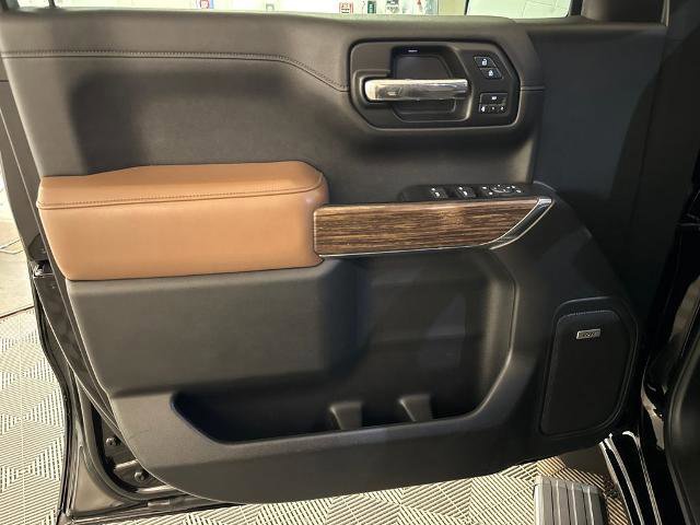 Used 2019 Chevrolet Silverado 1500 High Country image 16