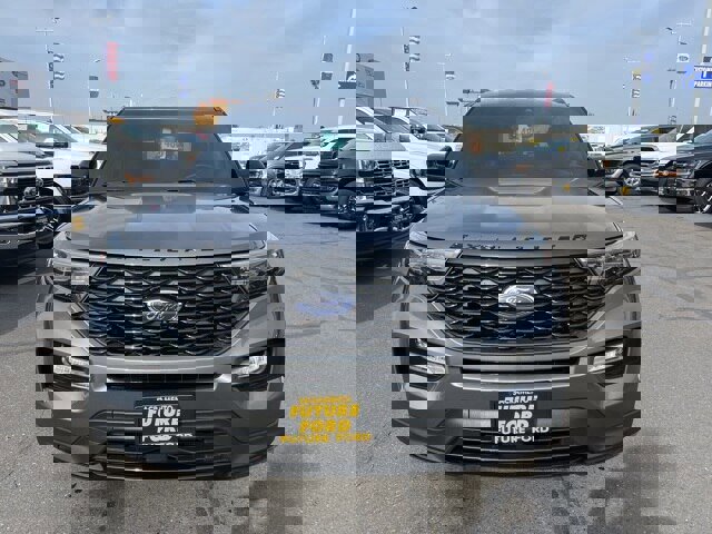 Certified 2022 Ford Explorer ST-Line image 2