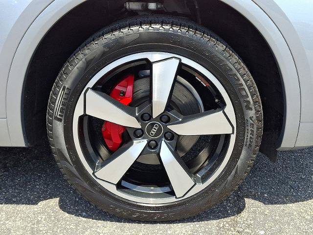 Used 2024 Audi Q5 2.0T Premium Plus w/ Premium Plus Package AWD/4WD image 8