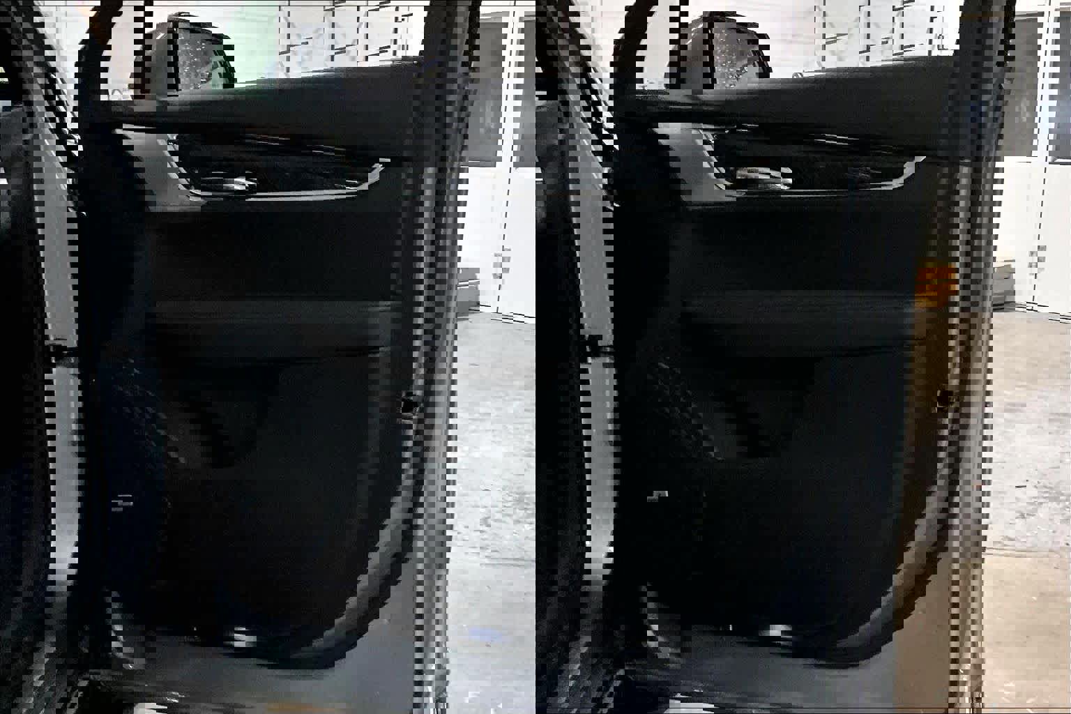 Used 2025 Cadillac XT6 Premium Luxury image 23