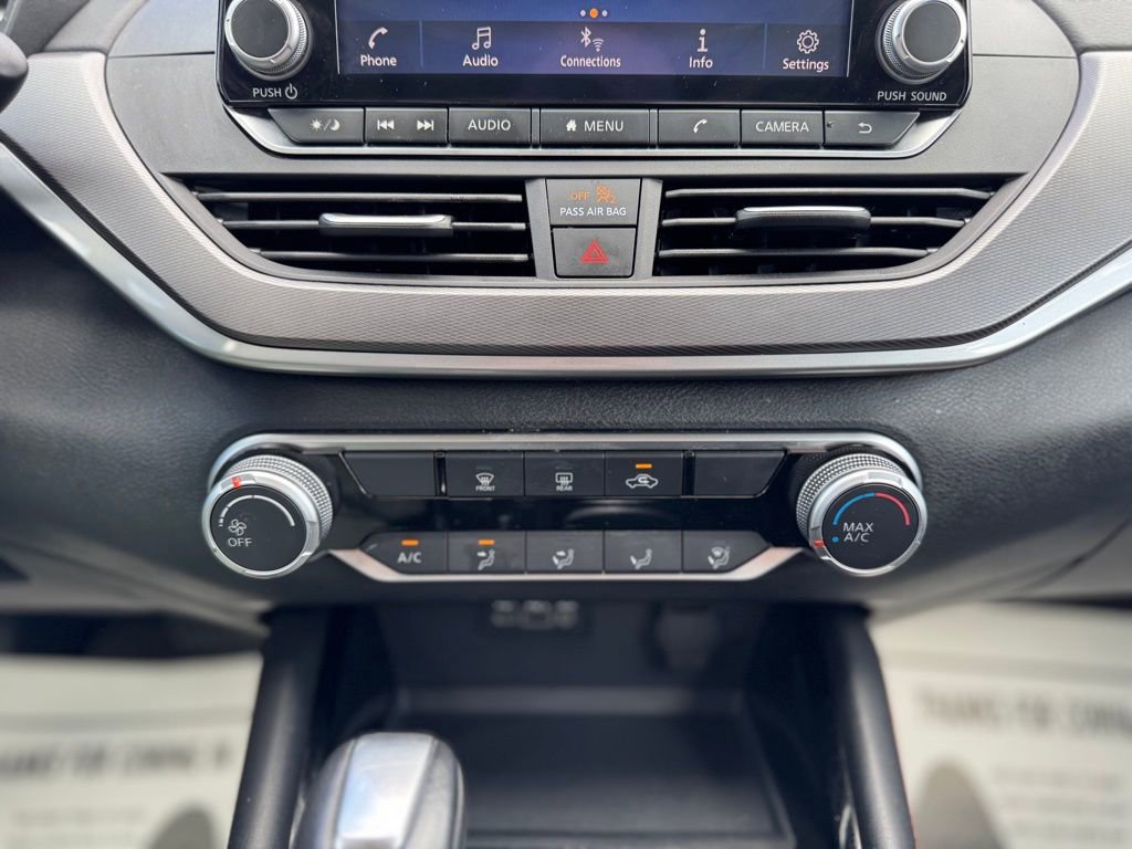 Used 2025 Nissan Altima 2.5 SR FWD image 24