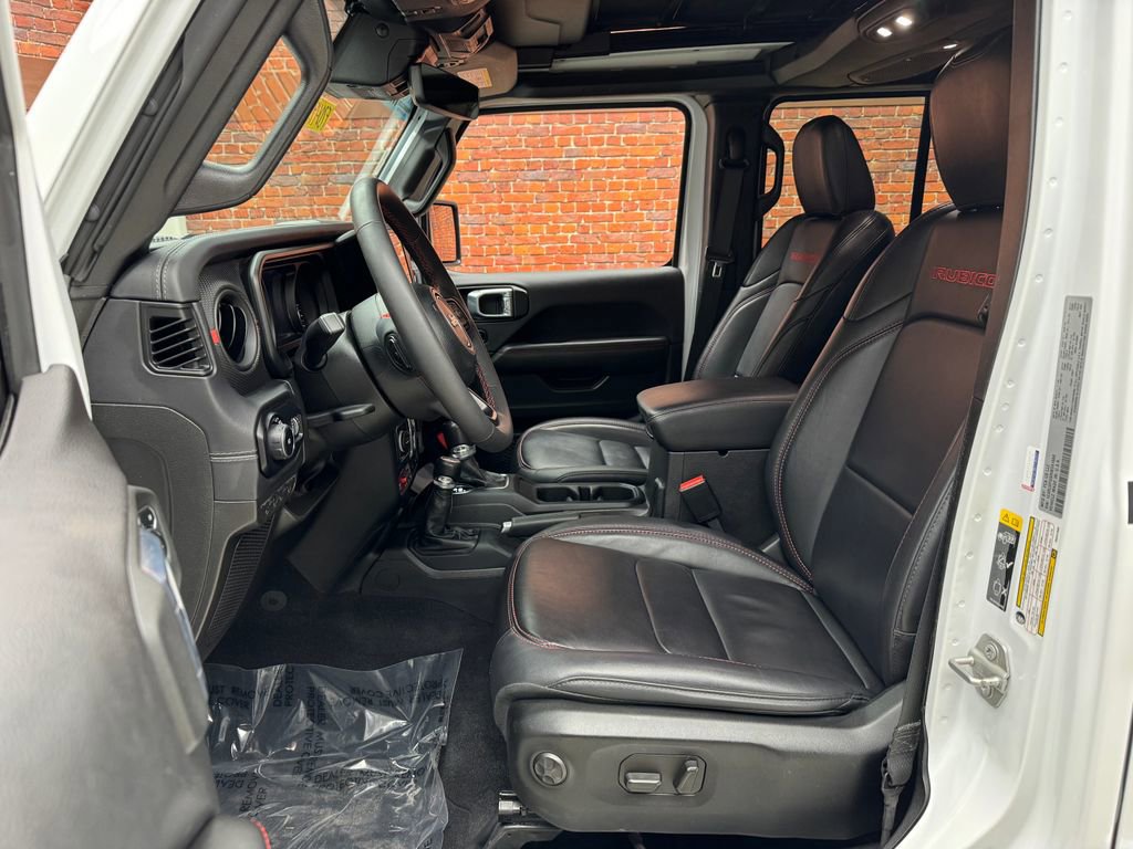 Used 2024 Jeep Wrangler Unlimited Rubicon AWD/4WD image 25