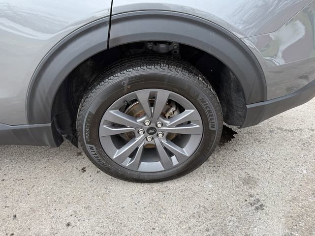 Certified 2022 Ford Explorer XLT w/ Equipment Group 202A image 31