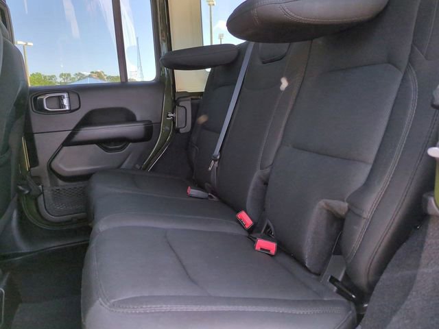 Used 2022 Jeep Wrangler Unlimited Sahara w/ Safety Group image 14