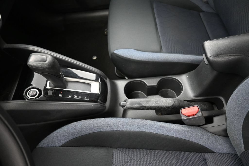 Used 2023 Nissan Versa SV FWD image 18