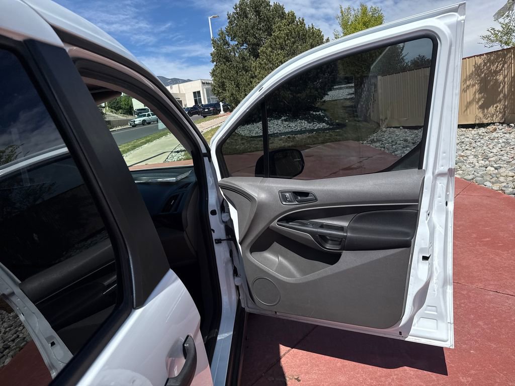 Certified 2019 Ford Transit Connect XL FWD image 27