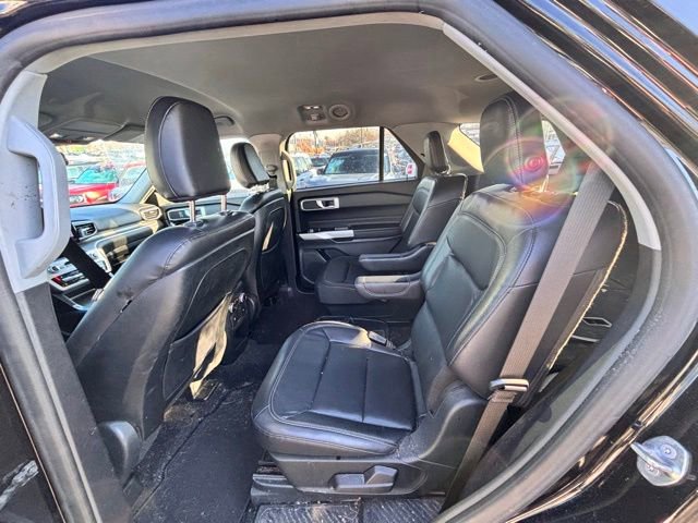 Certified 2020 Ford Explorer XLT w/ Equipment Group 202A image 6