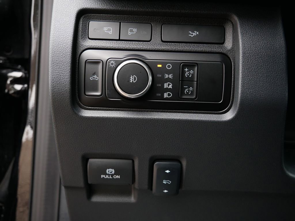 Certified 2024 Ford F450 Lariat w/ Lariat Ultimate Package image 19