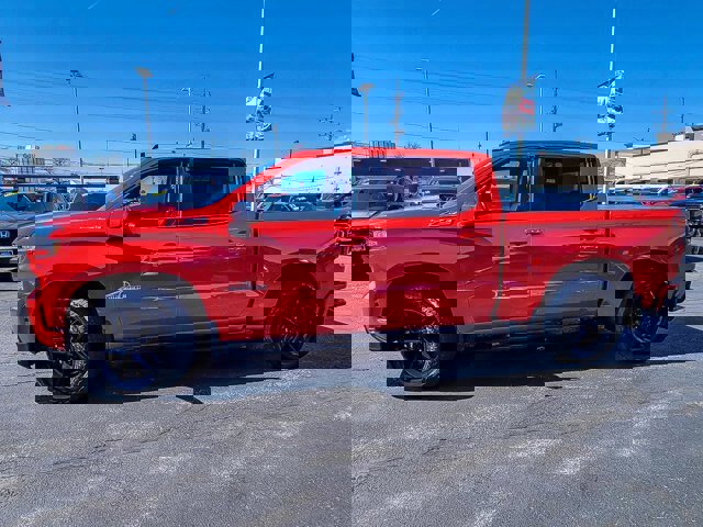 Used 2019 Chevrolet Silverado 1500 RST w/ True North Edition image 2