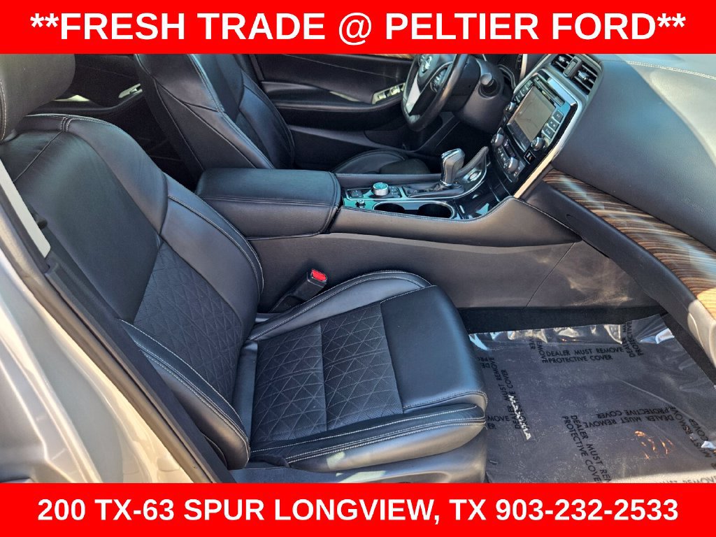 Used 2017 Nissan Maxima Platinum FWD image 10