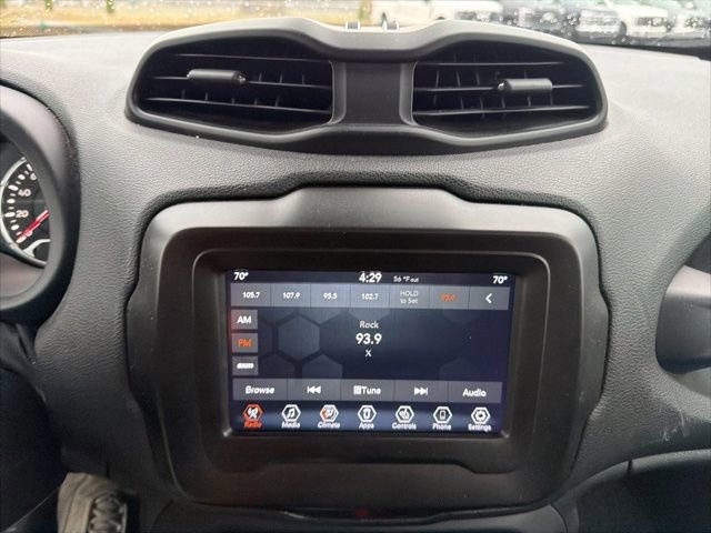 Used 2020 Jeep Renegade Latitude w/ Cold Weather Group image 22