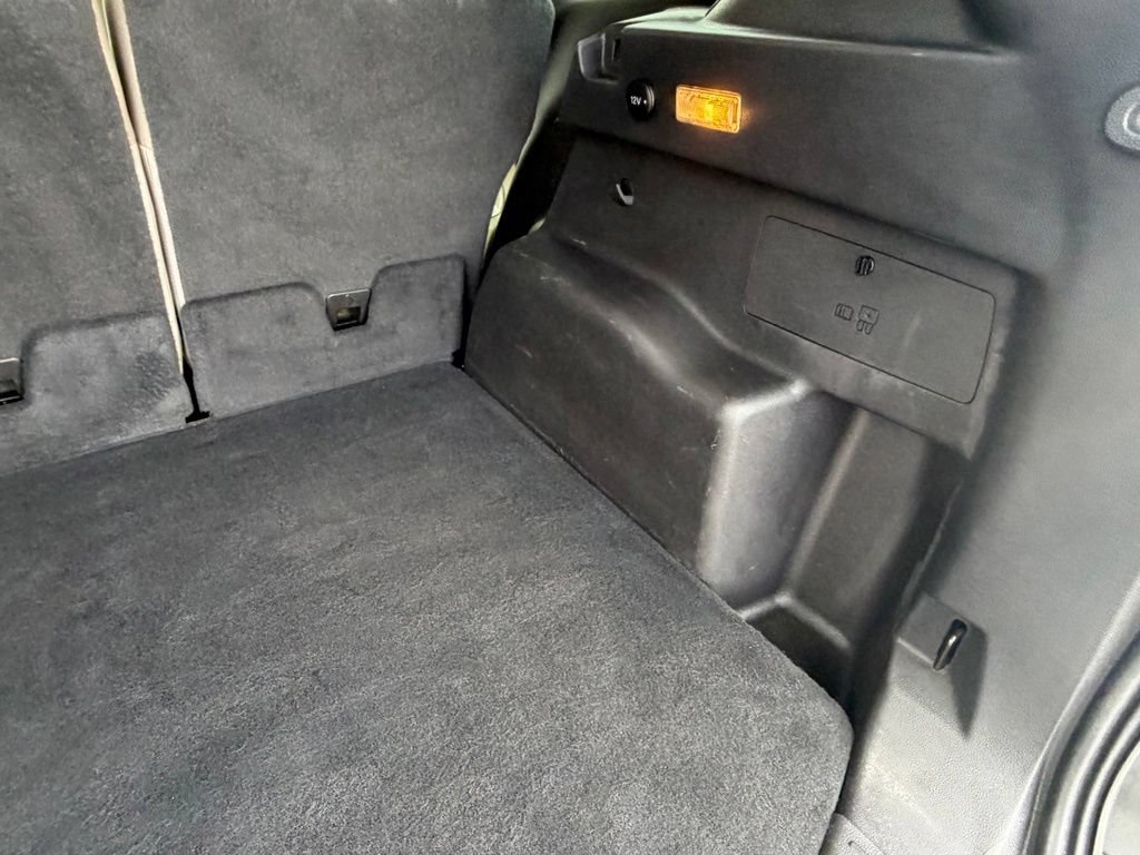 Certified 2019 Ford Escape Titanium AWD/4WD image 44