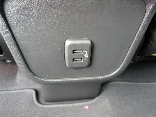 Used 2020 Chevrolet Equinox LT w/ Driver Convenience Package AWD/4WD image 25