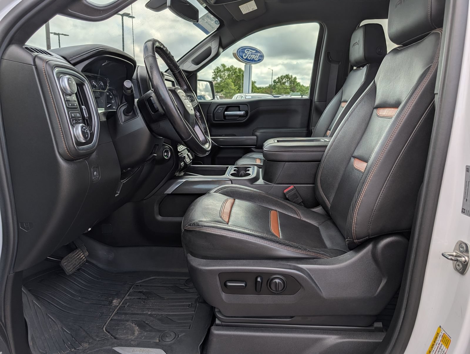 Used 2019 GMC Sierra 1500 AT4 w/ AT4 Premium Package AWD/4WD image 16