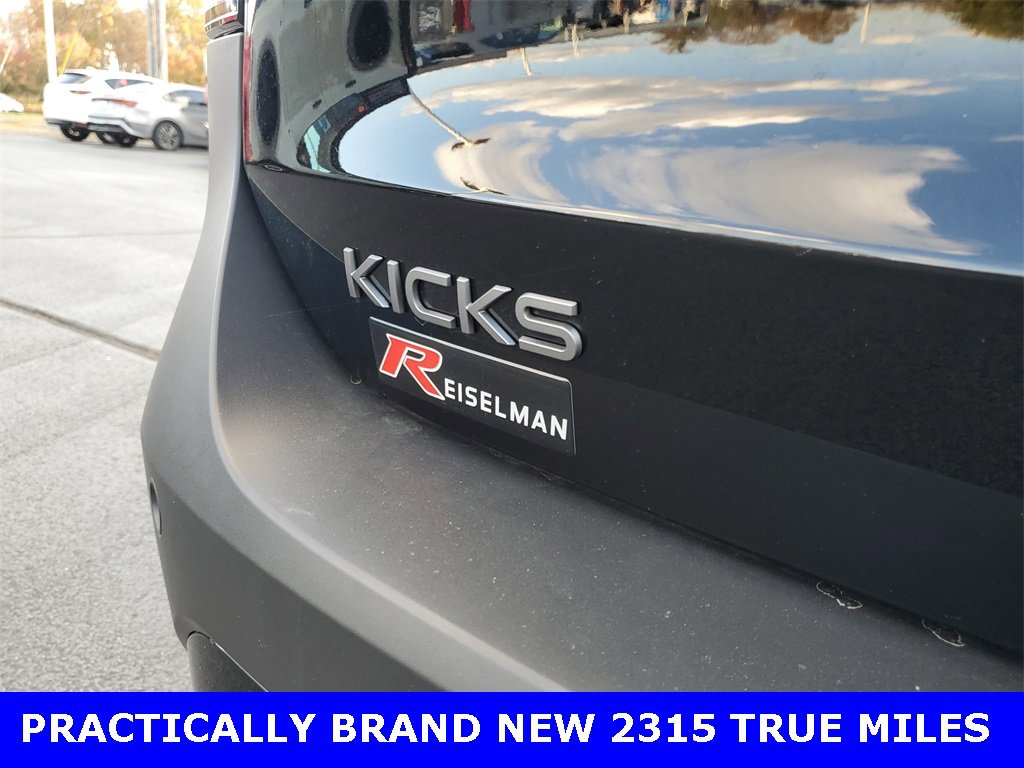 Used 2025 Nissan Kicks SV image 6