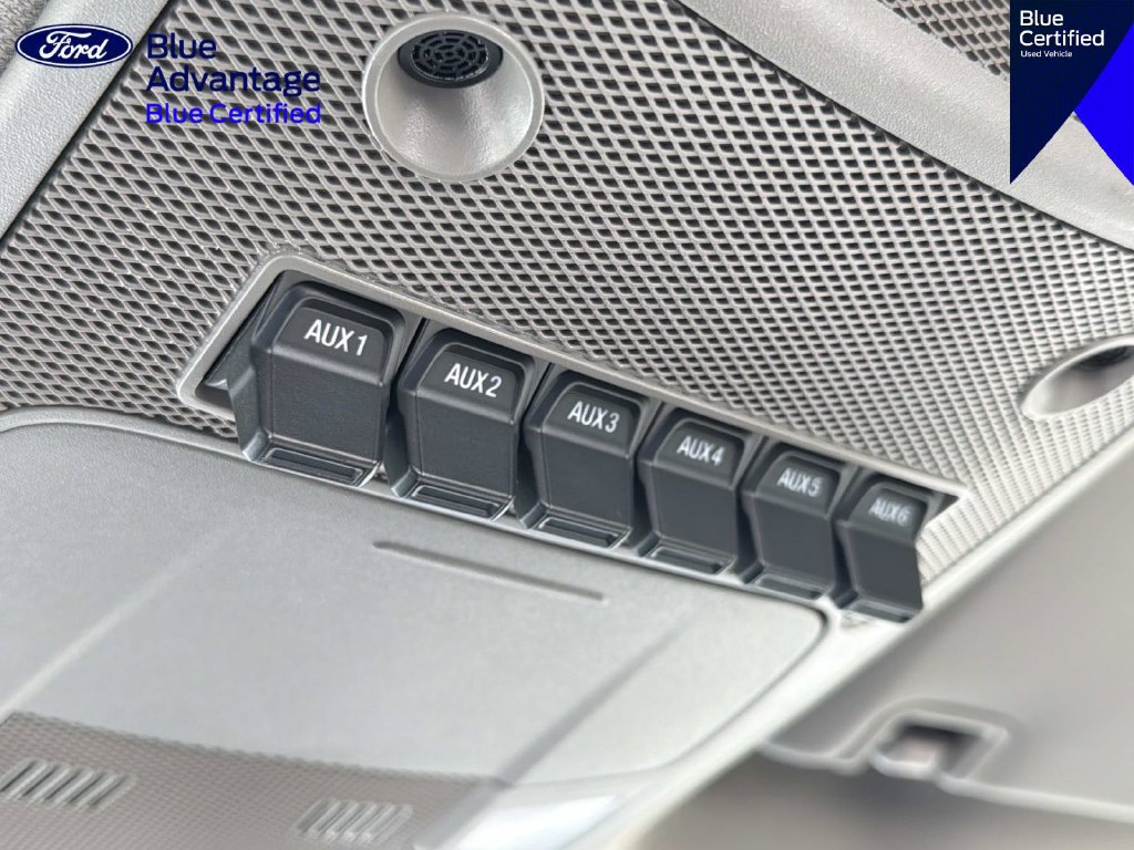 Certified 2022 Ford F550 Luxury RWD image 30