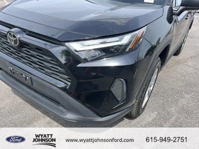 Used 2024 Toyota RAV4 LE AWD/4WD image 9