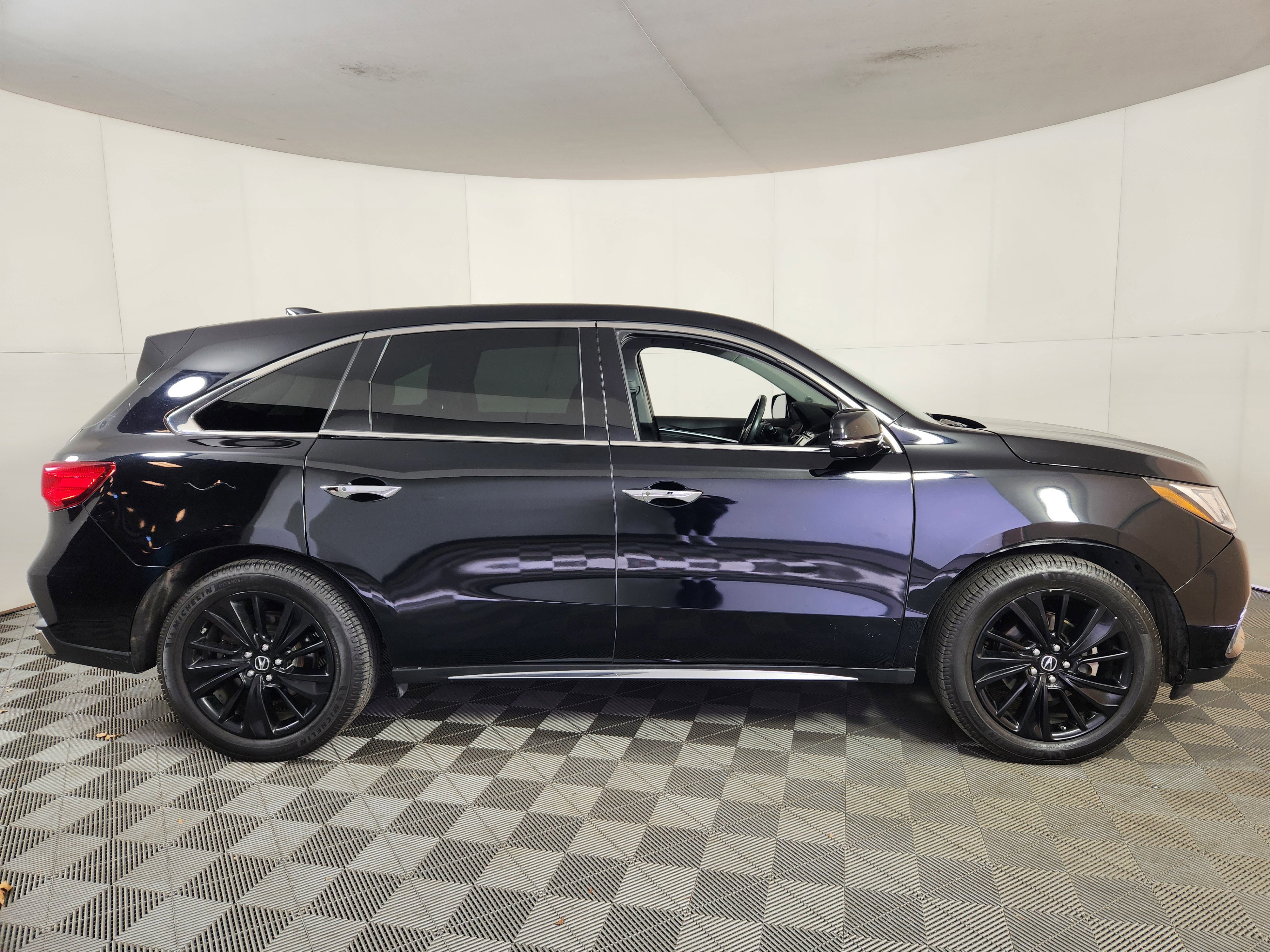 Used 2020 Acura MDX SH-AWD w/ Technology Package image 6