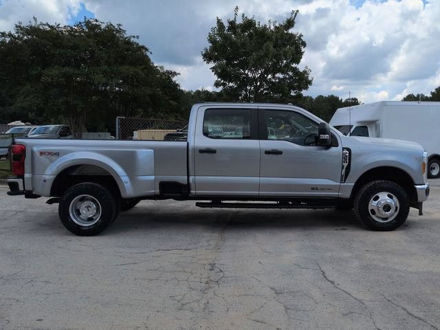 Certified 2023 Ford F350 XL w/ 360-Degree Camera Package AWD/4WD image 3