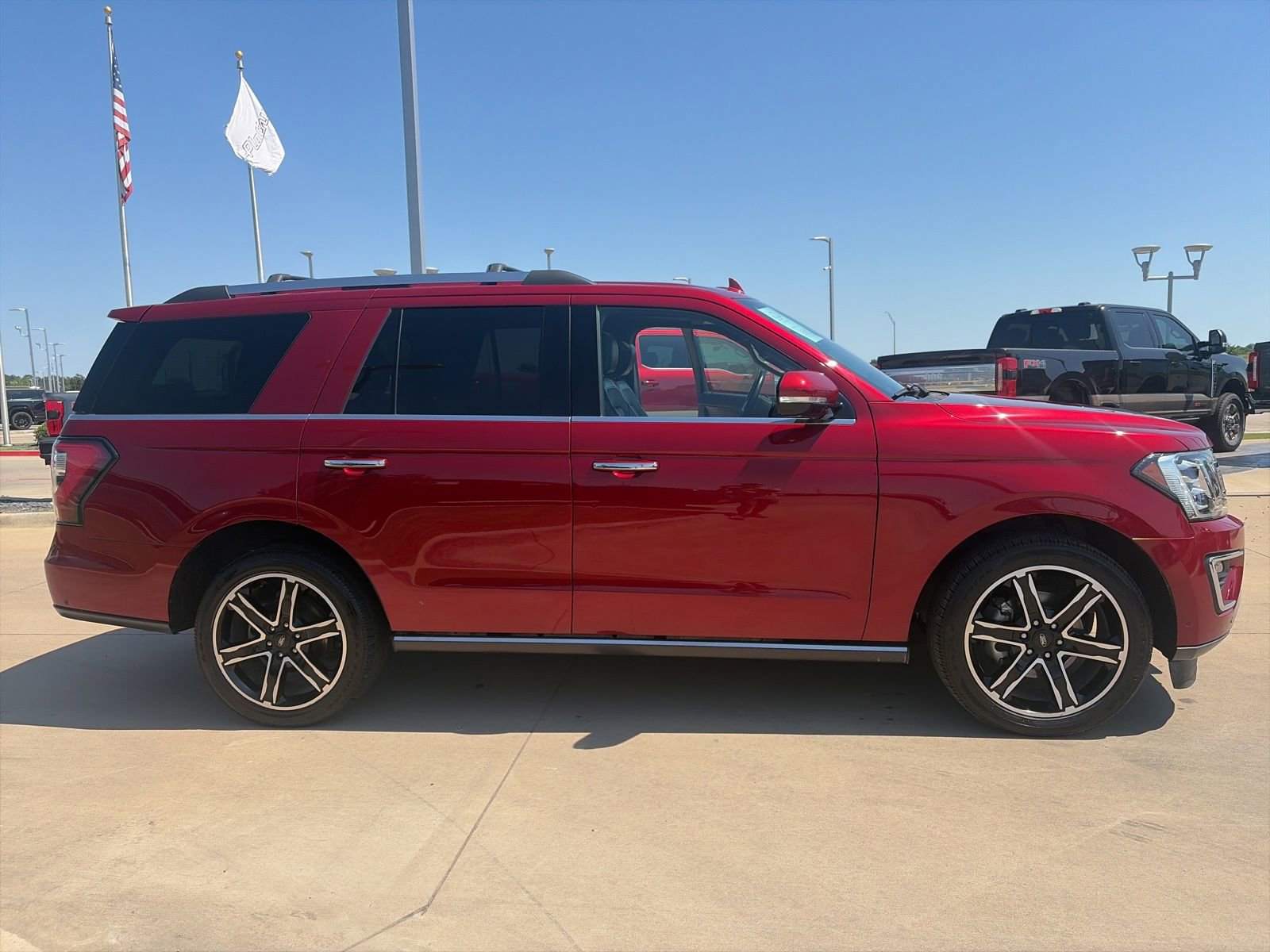 Certified 2019 Ford Expedition Limited w/ Texas Edition Package RWD image 7