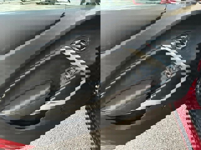 Used 2021 Chevrolet Camaro LT image 11