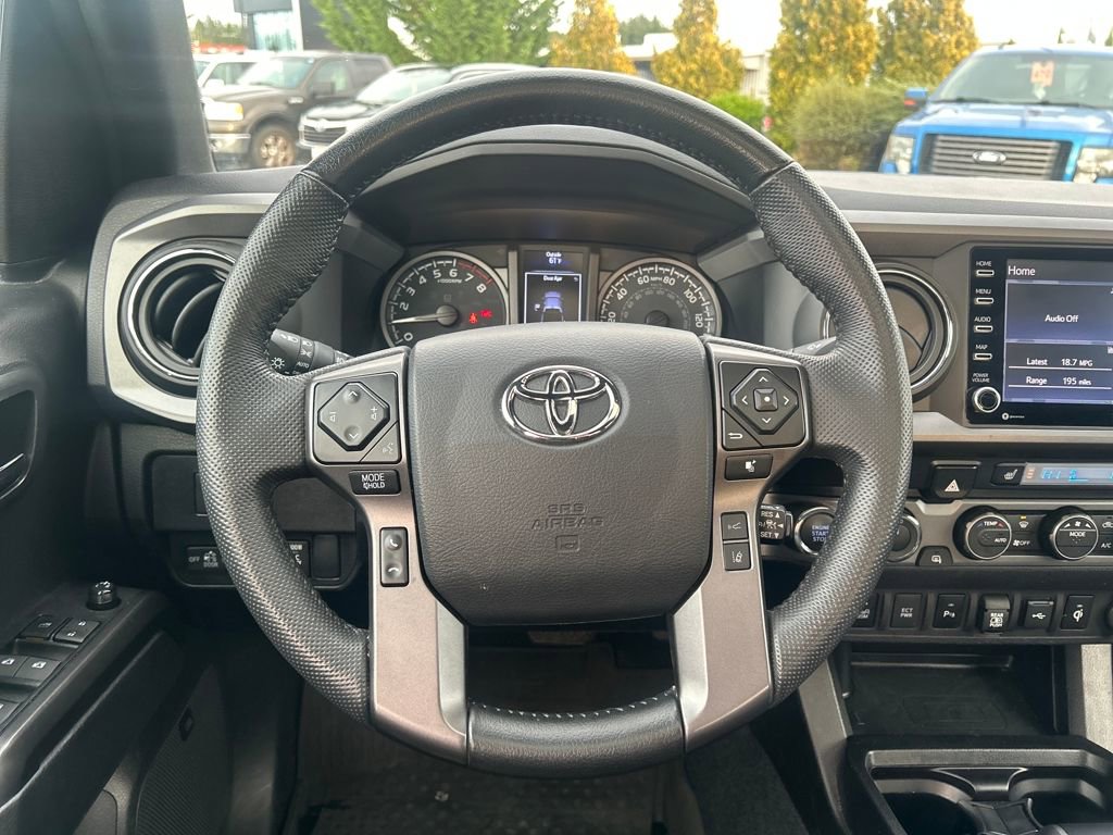 Used 2022 Toyota Tacoma TRD Off-Road image 20