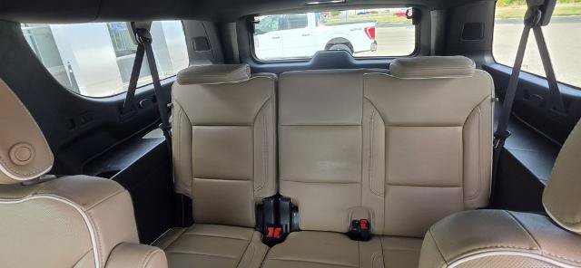 Used 2024 Chevrolet Suburban Premier AWD/4WD image 33