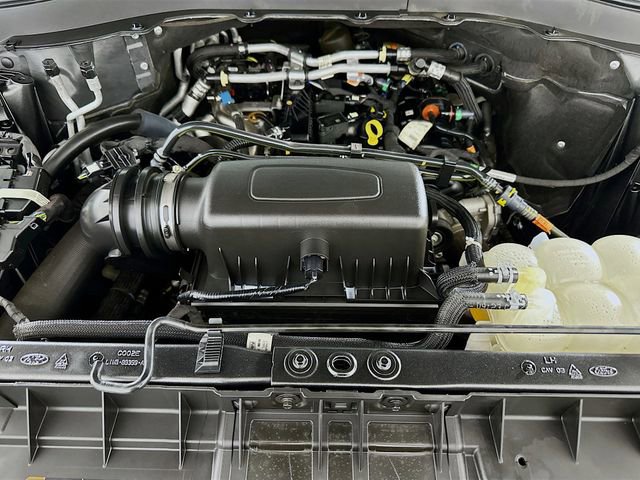 Certified 2021 Ford Explorer XLT w/ Equipment Group 202A image 23