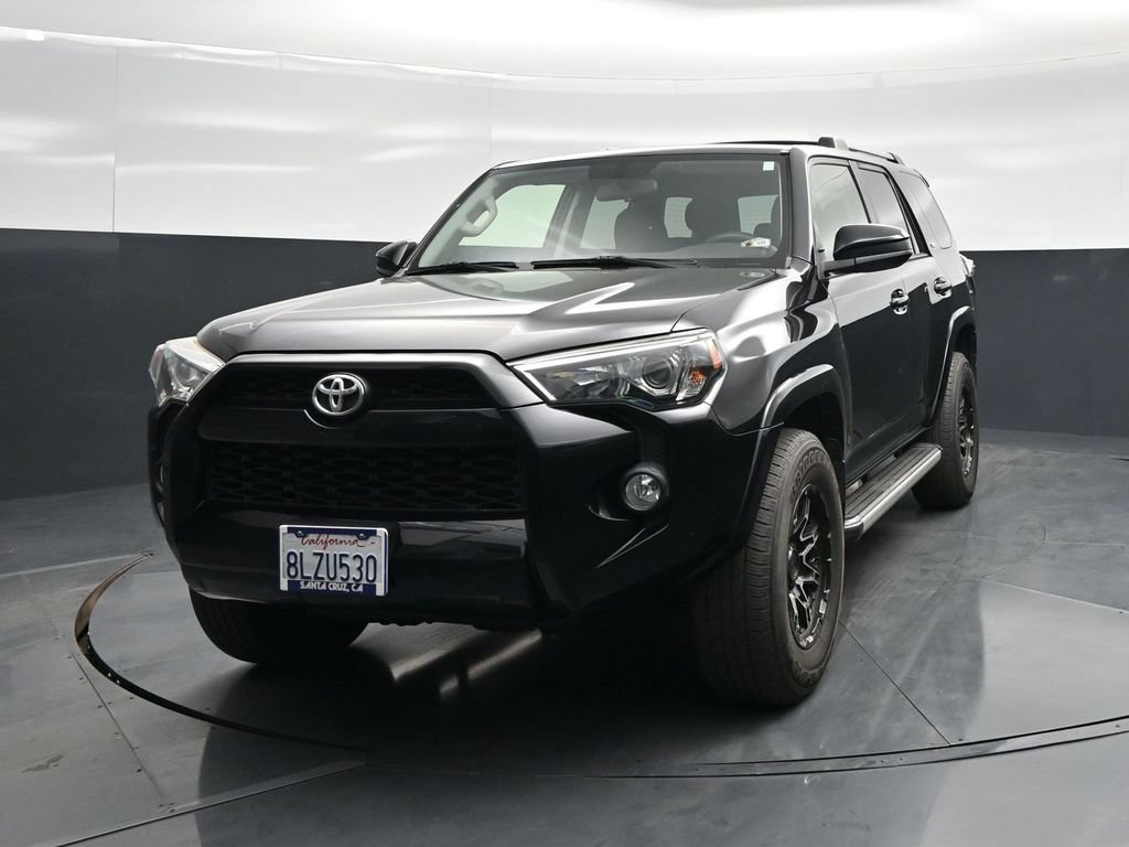 Used 2019 Toyota 4Runner SR5 RWD image 53