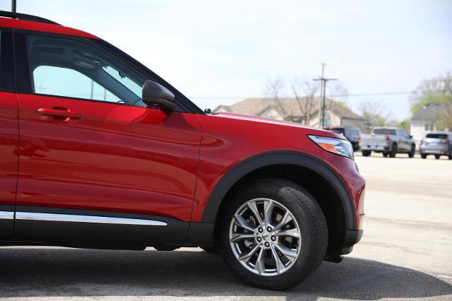 Certified 2023 Ford Explorer XLT w/ Equipment Group 202A image 12