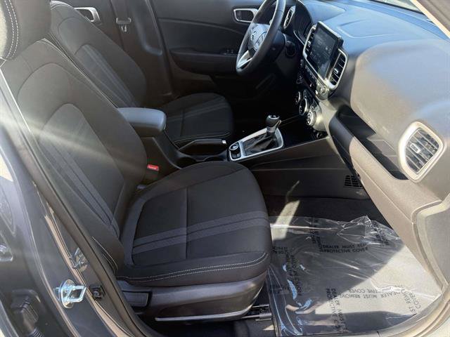 Used 2026 Hyundai Venue SEL FWD image 29