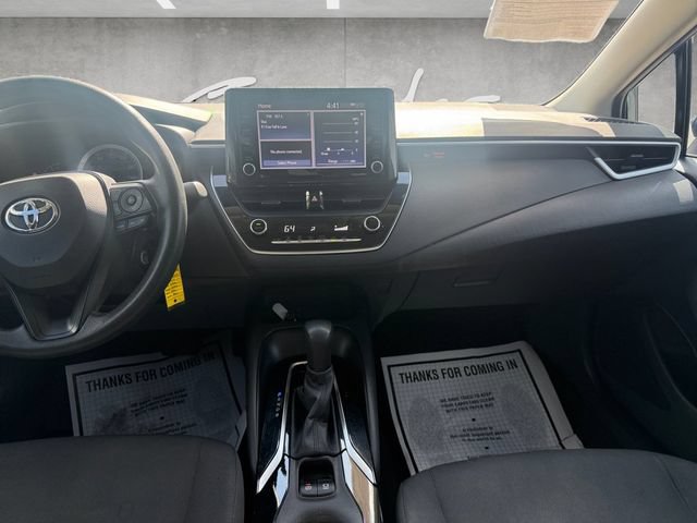 Used 2022 Toyota Corolla LE FWD image 4