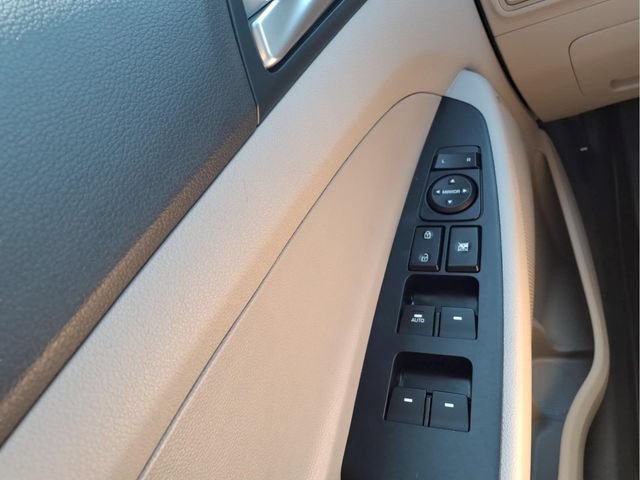 Used 2020 Hyundai Tucson Sport w/ Cargo Package AWD/4WD image 26