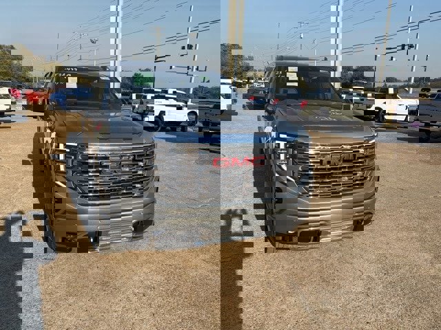 Used 2023 GMC Sierra 1500 Denali w/ Technology Package image 7