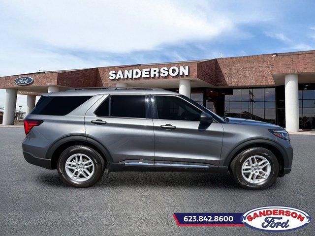 Certified 2025 Ford Explorer Active w/ Active Comfort Package RWD image 2