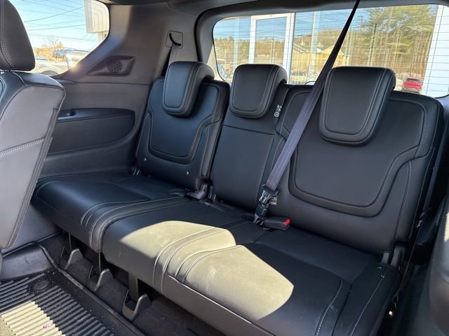Used 2025 Nissan Armada PRO-4X w/ Pro-4X Premium Package AWD/4WD image 23