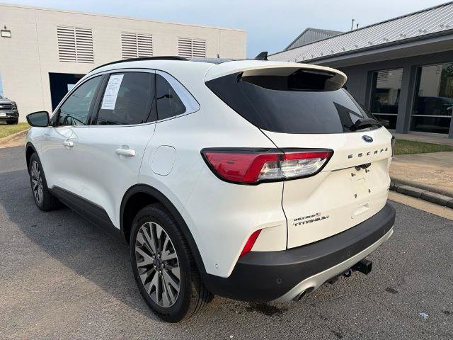 Certified 2020 Ford Escape Titanium w/ Titanium Premium Package 2.0 AWD/4WD image 3