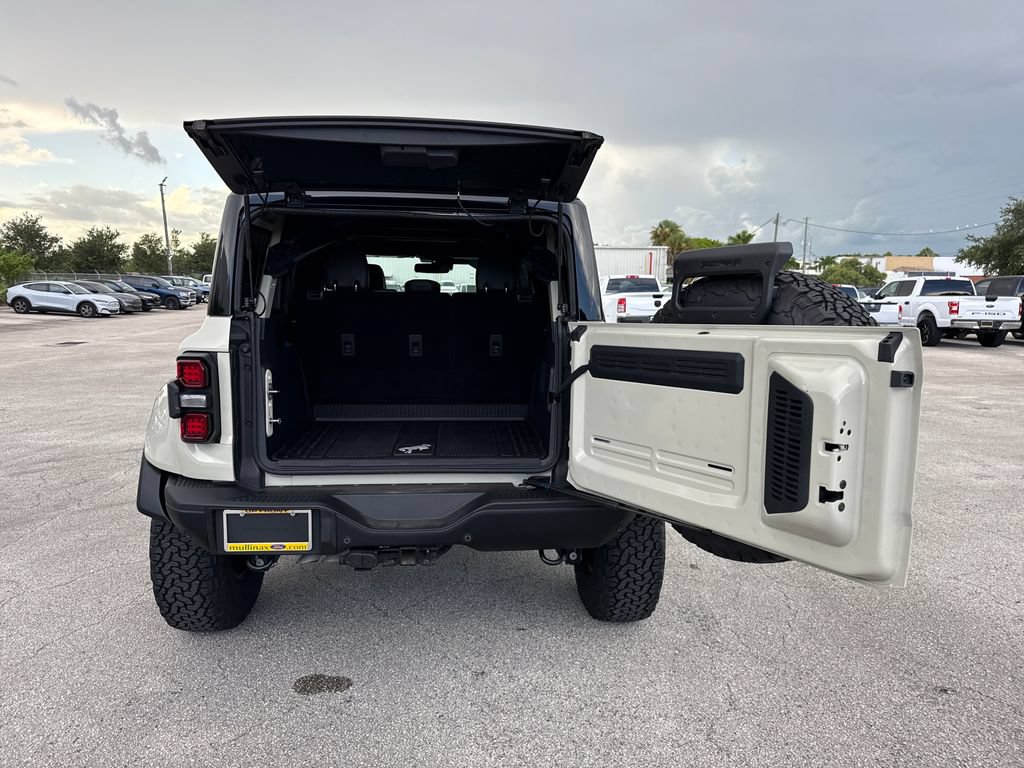 Certified 2025 Ford Bronco Raptor w/ Interior Carbon Fiber Pack AWD/4WD image 30