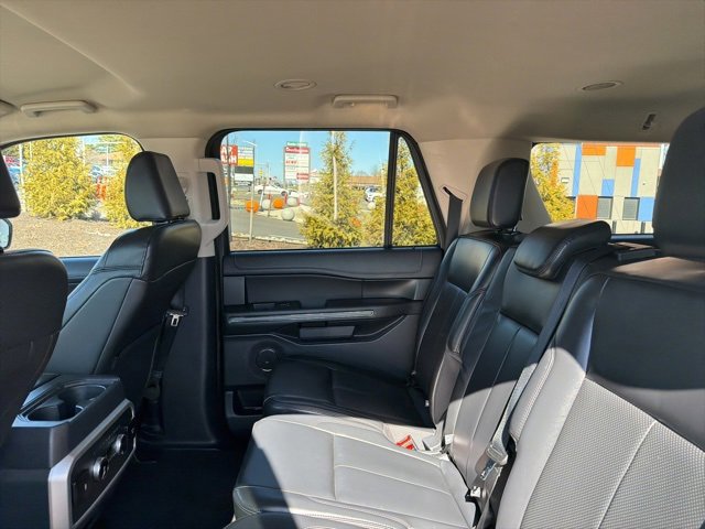Certified 2024 Ford Expedition Max XLT image 23