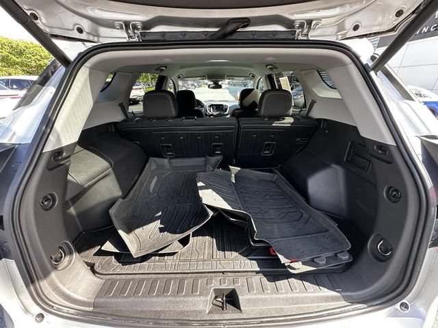 Used 2022 GMC Terrain SLE w/ Driver Convenience Package AWD/4WD image 41