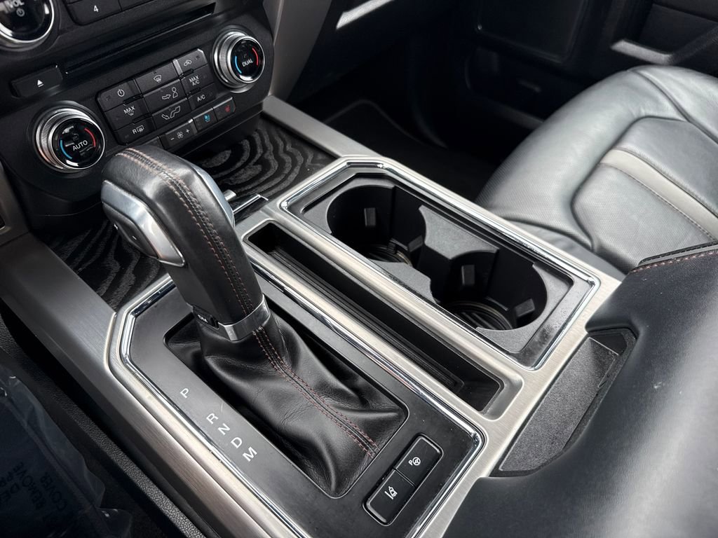 Certified 2018 Ford F150 Platinum w/ Equipment Group 701A Luxury image 24