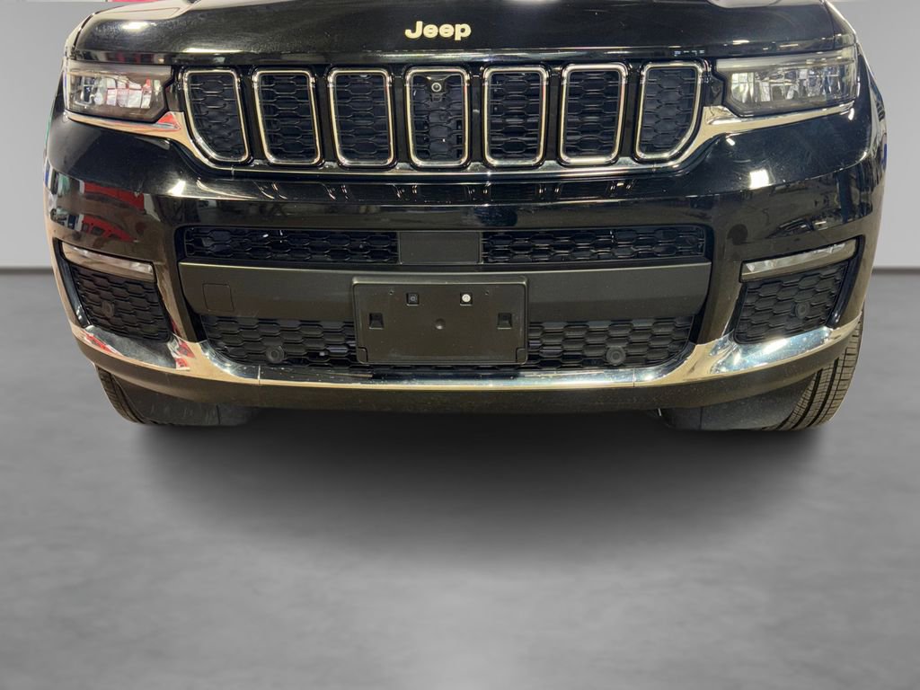 Used 2024 Jeep Grand Cherokee L Limited w/ Luxury Tech Group II image 11