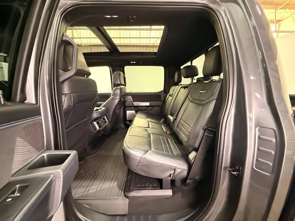 Certified 2025 Ford F350 Platinum AWD/4WD image 17