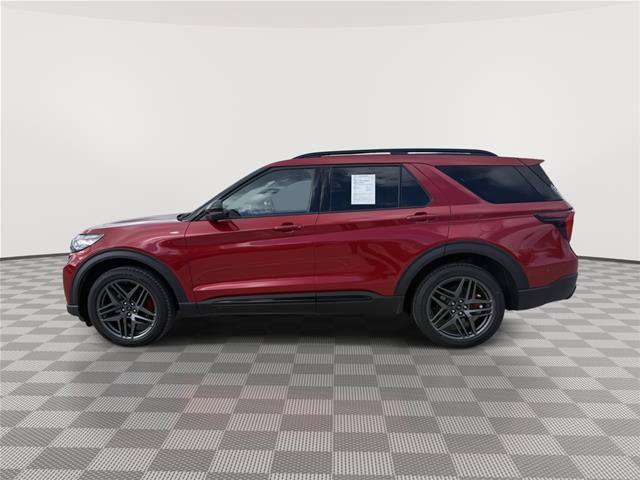 Certified 2025 Ford Explorer ST-Line w/ Premium Package AWD/4WD image 4