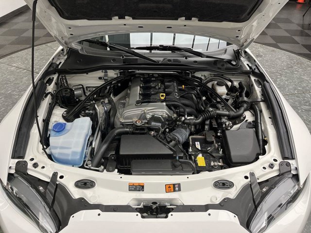 Used 2021 MAZDA MX-5 Miata RF Club w/ Appearance Package RWD image 23