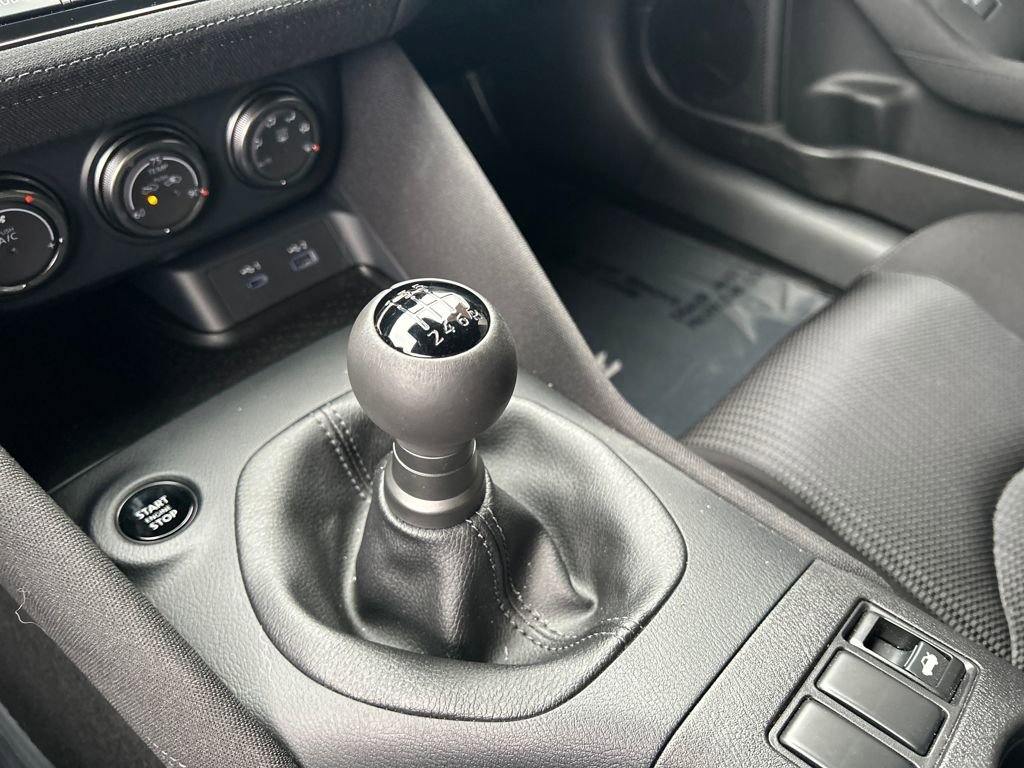 Used 2024 Nissan Z Sport w/ Floor Mat Package image 28