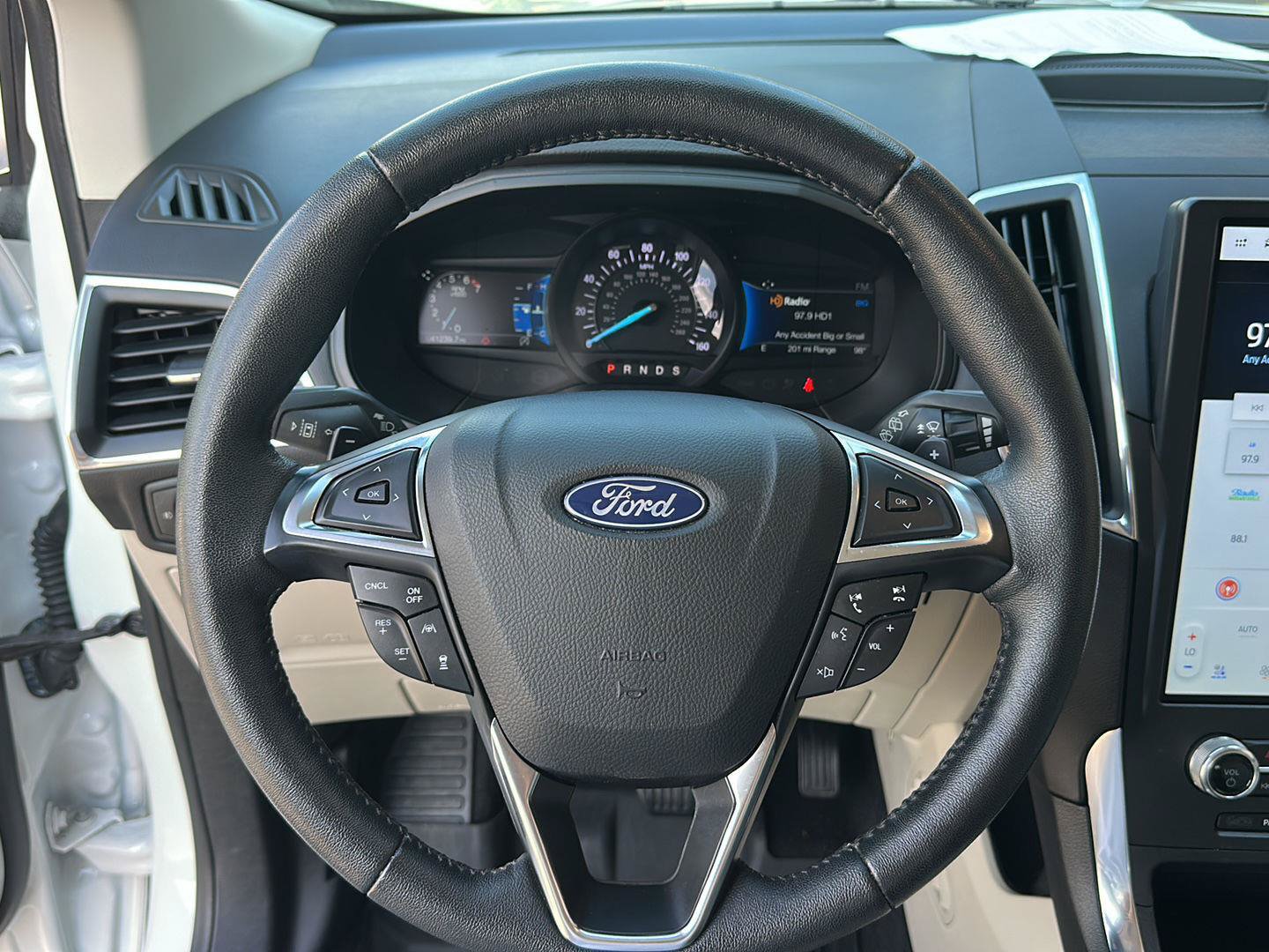 Certified 2022 Ford Edge Titanium w/ Equipment Group 301A AWD/4WD image 16