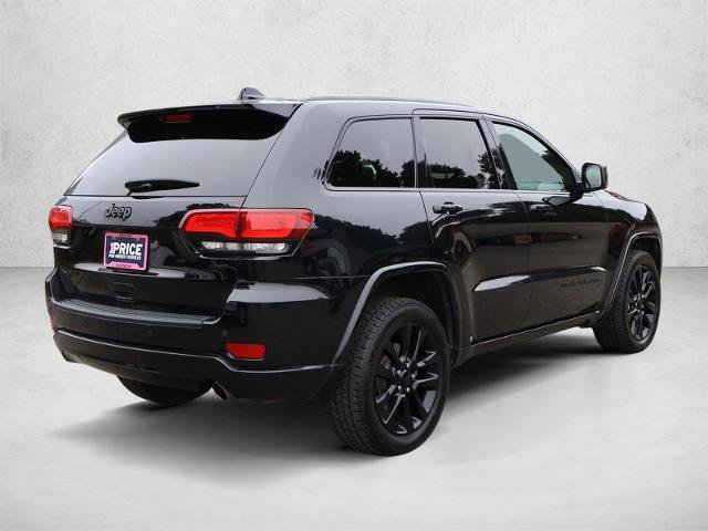 Used 2018 Jeep Grand Cherokee Altitude AWD/4WD image 5